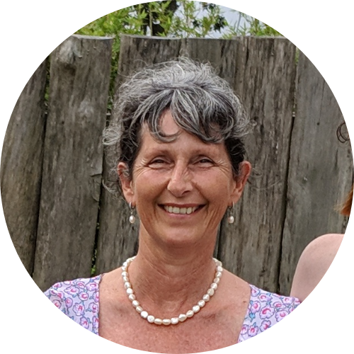 Profile photo of Julie Ponquett